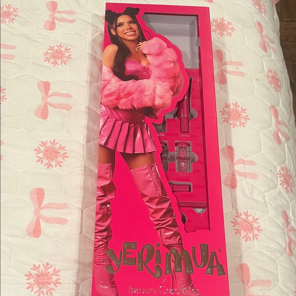 YERIMUA Pink Beauty Set Gift Box